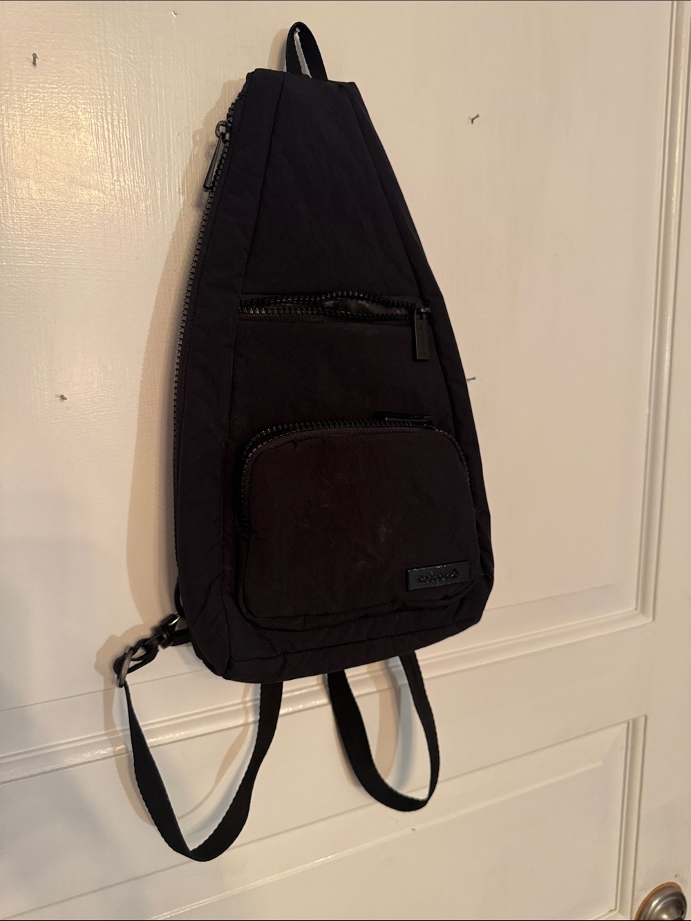 Reebok Black Sling Bag with Front Zip Pocket
